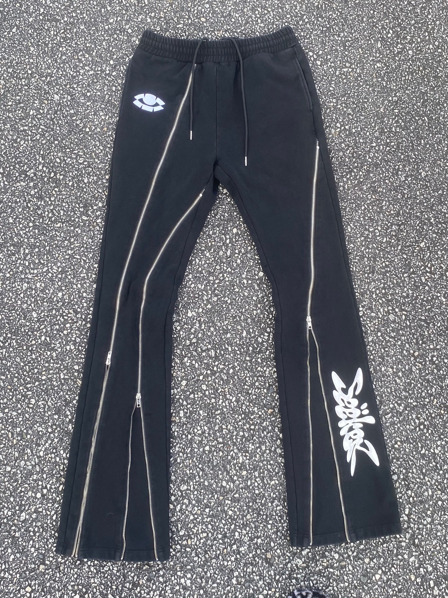Stacked Seëker Sweats